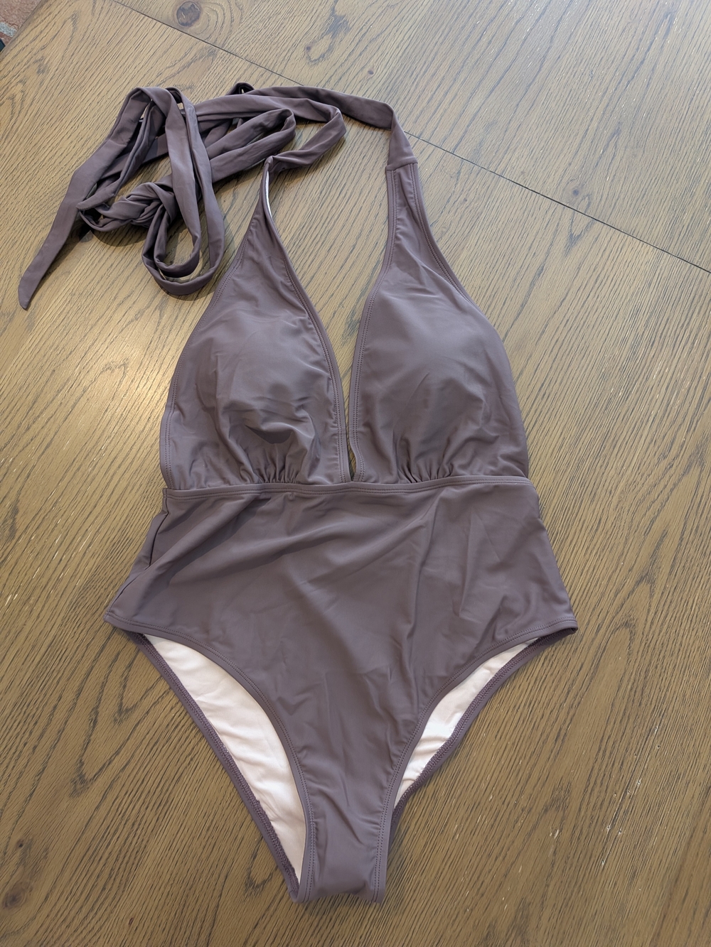 Cupshe Halter One-Piece Swimsuit, Sz. Large